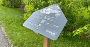 Carrousel_station1-Circuit Oolretaw